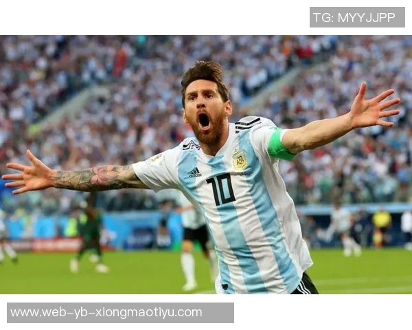 圆梦时刻索博赛后终于如愿获得偶像C罗的球衣之前换球衣时遗憾未能成功